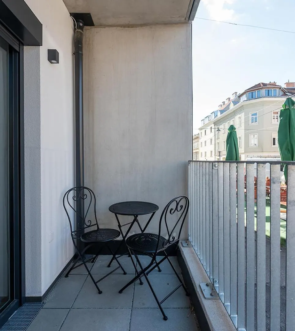 Modern And New Apartment Near Schoenbrunn Bécs