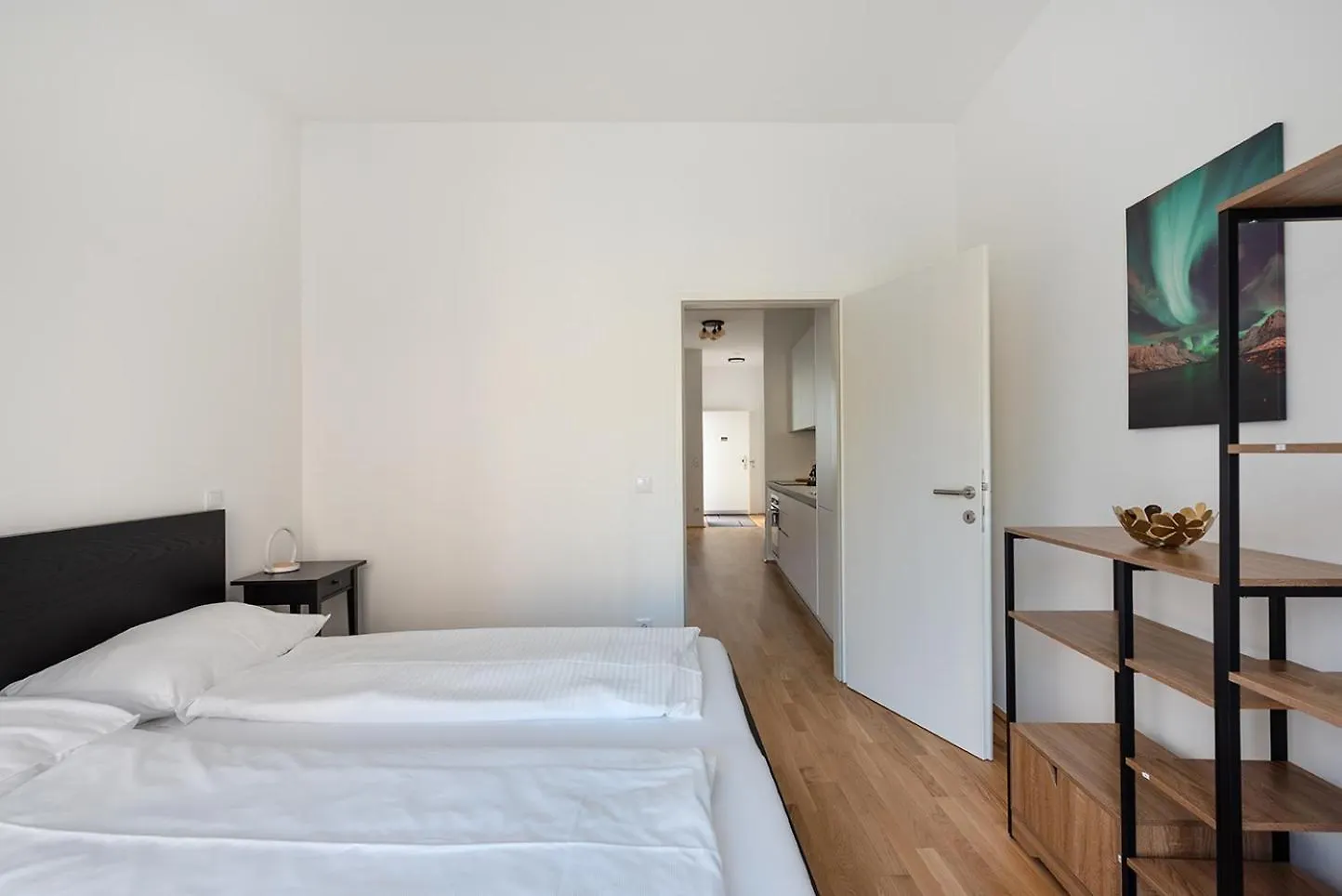 Modern And New Apartment Near Schoenbrunn Bécs